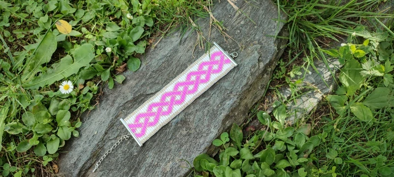 Náramek z korálků Preciossa - Pink Infinity