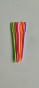Plastové jehly 7 cm - 5 ks